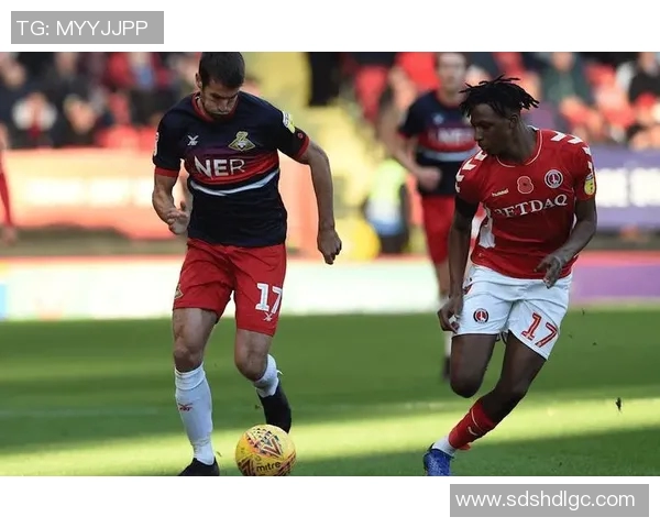 球鞋转场引发热议的足球明星是谁他又将如何影响未来比赛