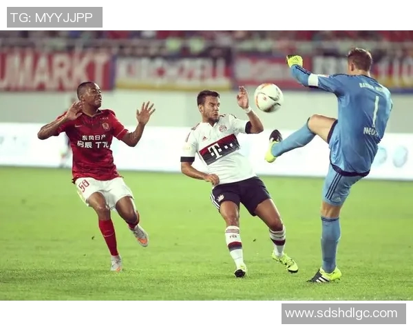 广州恒大与拜仁首发阵容对比分析及比赛前瞻