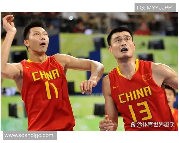 易建联的篮球传奇之路：从青涩少年到国家队核心的辉煌历程