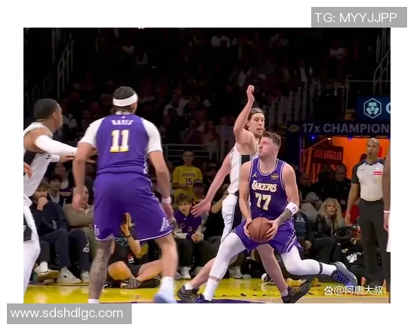 湖人马刺经典对决回顾：传奇时刻与伟大球员的巅峰对抗